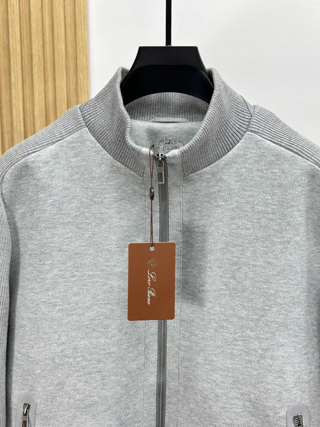 诺悠翩雅 Loro Piana 高级成衣风衣外套及大衣服饰 #C20355E0 2