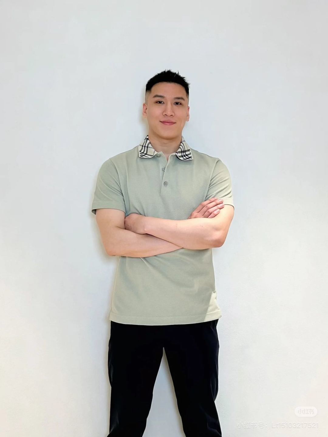 Referencia de la parte superior del cuerpo de la camisa POLO de manga corta con empalme a cuadros de BURBERRY BBR