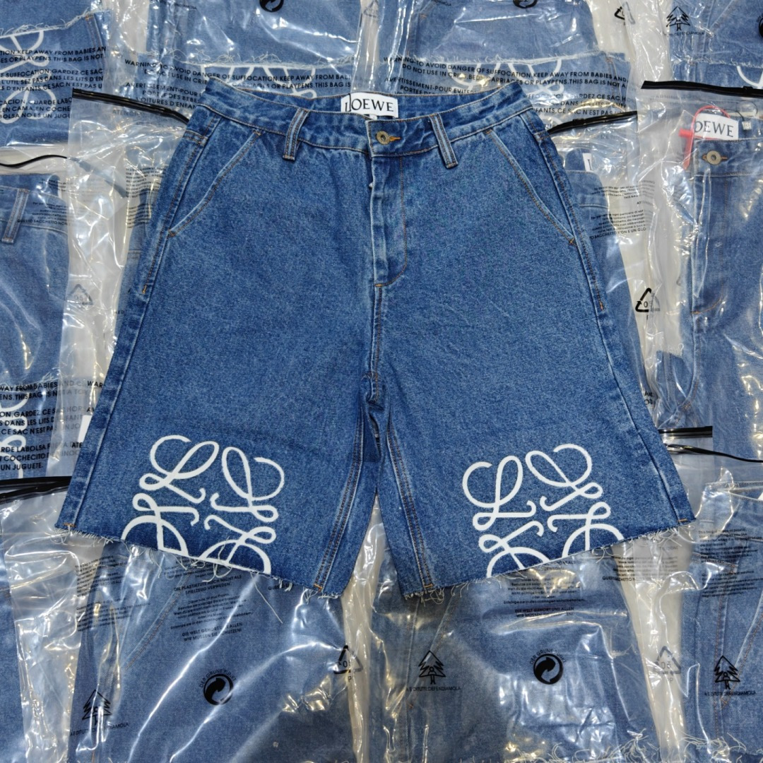 Loewe Shorts 13790