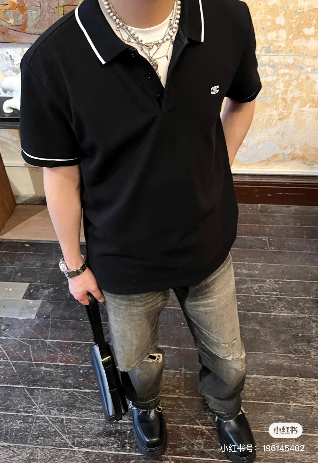 CELINE CE clásico polo de manga corta con bordado del arco del triunfo, referencia de uso