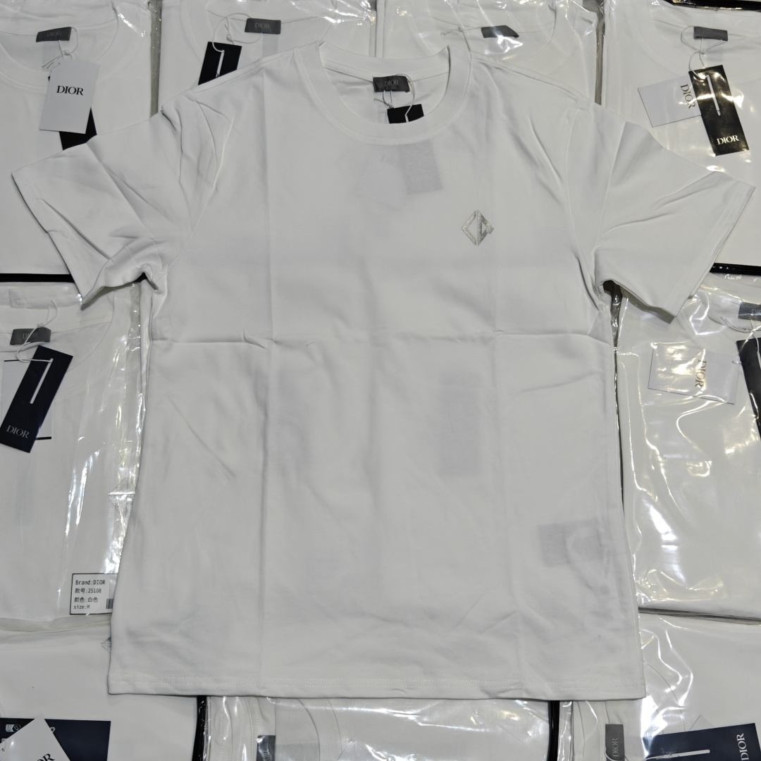DIOR Camiseta de manga corta reflectante Dior CD Diamond, producto real