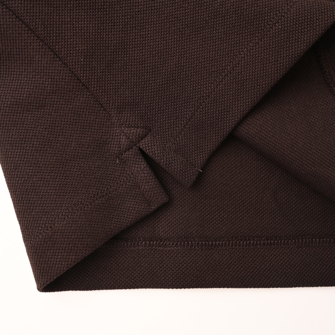 BURBERRY巴宝莉BBR 蛇年限定 蛇形牌短袖POLO衫-莆田鞋,莆田鞋货源,高仿鞋,高仿鞋货源,安福档口,莆田高仿鞋,莆田鞋批发,高仿鞋批发,莆田高仿运动鞋,高仿运动鞋,莆田运动鞋 BURBERRY巴宝莉BBR 蛇年限定 蛇形牌短袖POLO衫