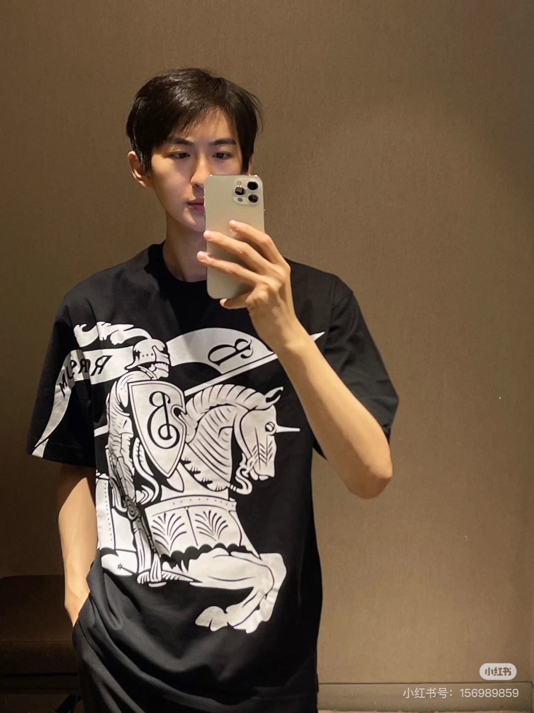 BURBERRY Burberry BBR War Horse Knight Camiseta de manga corta ecuestre Referencia parte superior del cuerpo