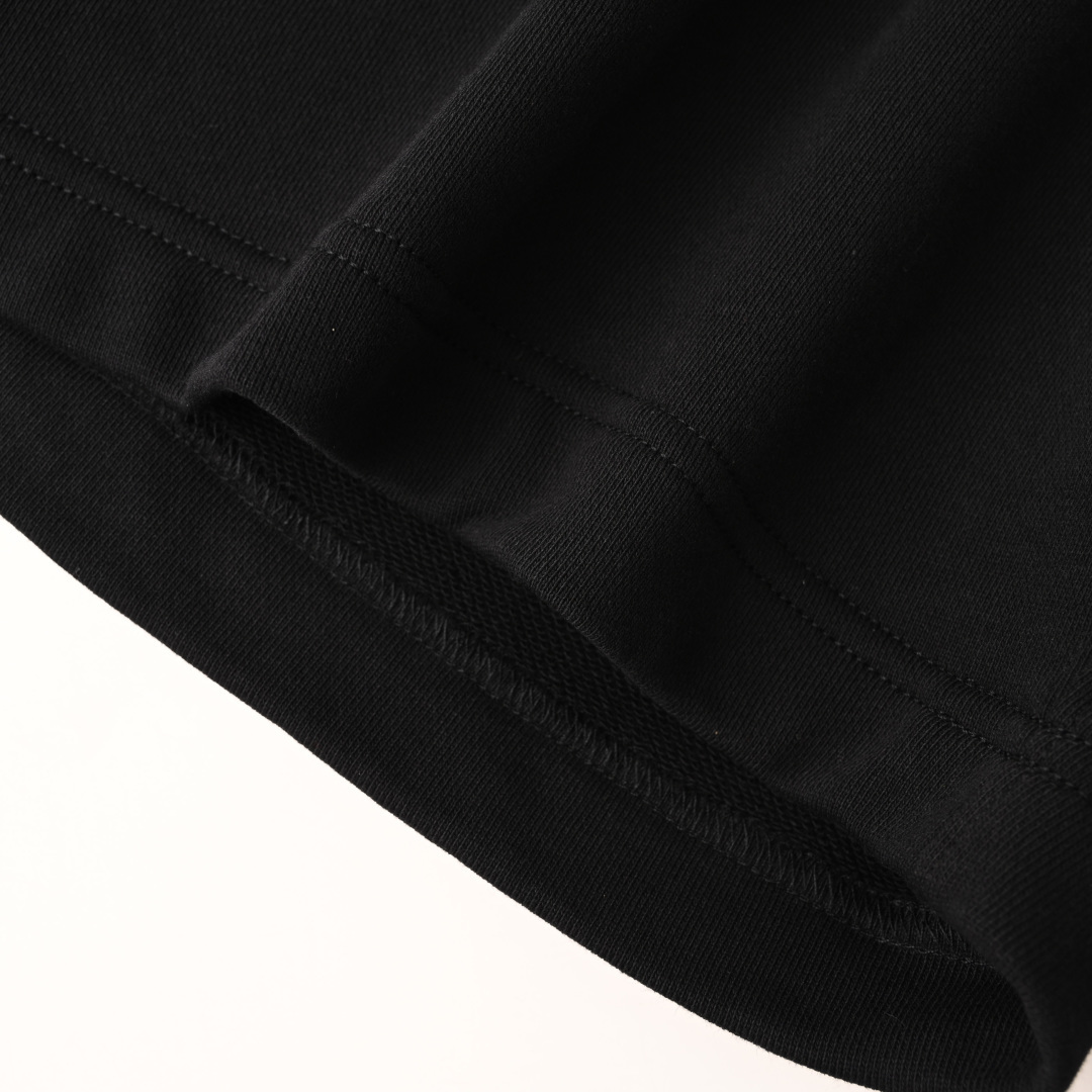 Burberry BURBERRY巴宝莉BBR 圆标骑士马术徽章短裤