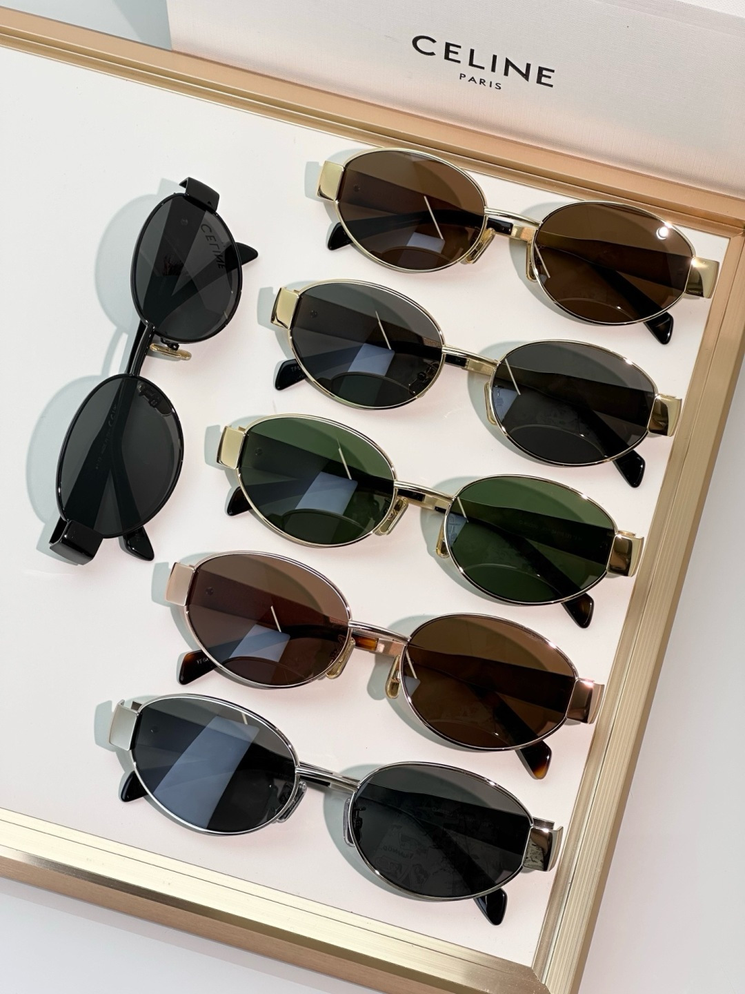 Designer Sunglasses CL40235U
