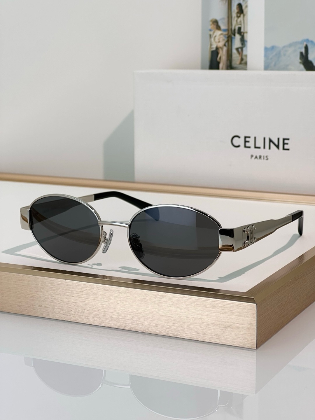 Designer Sunglasses CL40235U