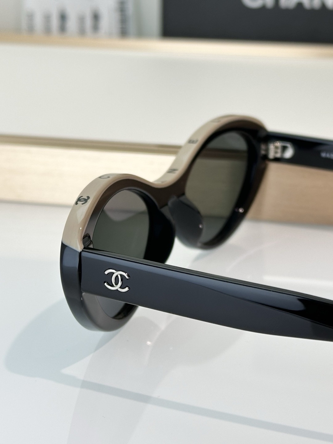 Chanel Sunglasses CH5416