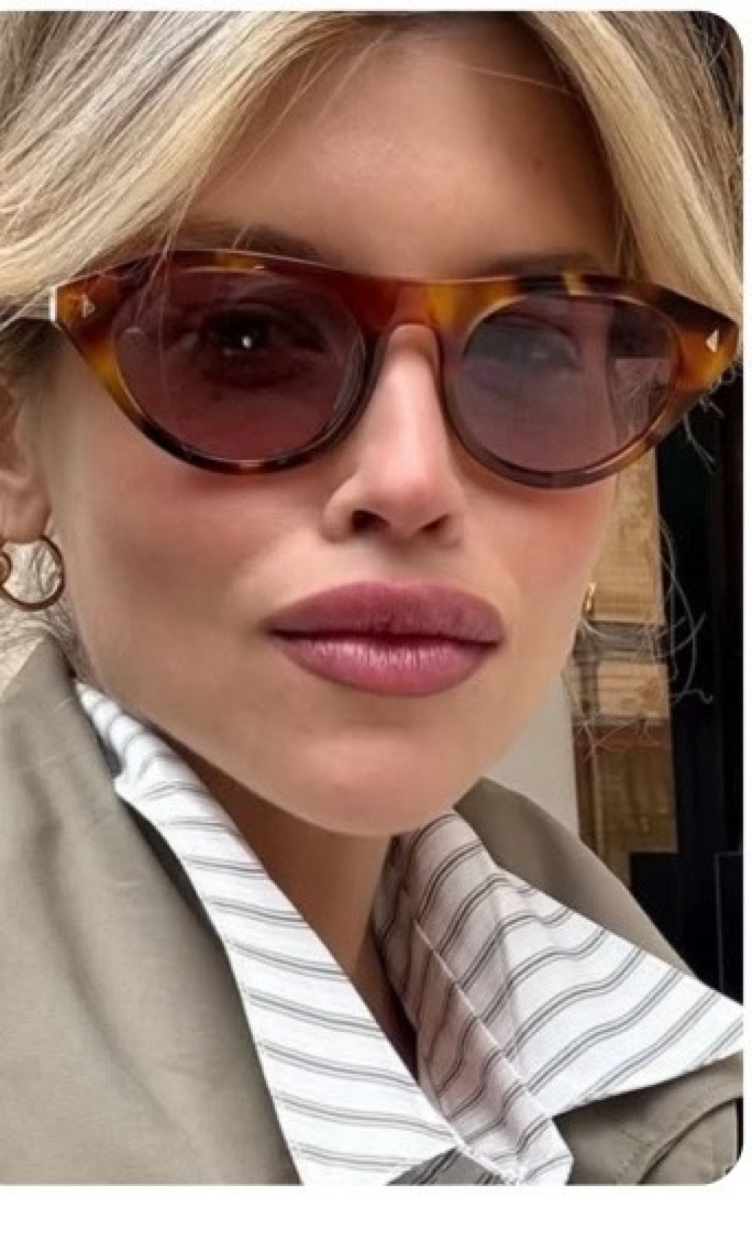 Prada Sunglasses SPR
