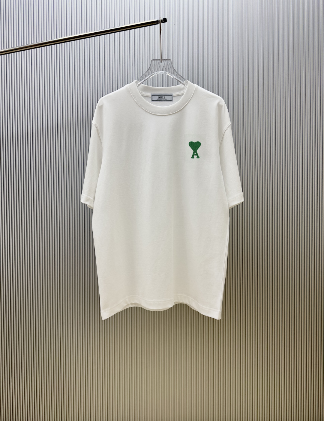 90@（control de calidad estricto） Estilo: Camiseta de manga corta Ami a'mi Tejido: 300g doble hilo 100% algodó…