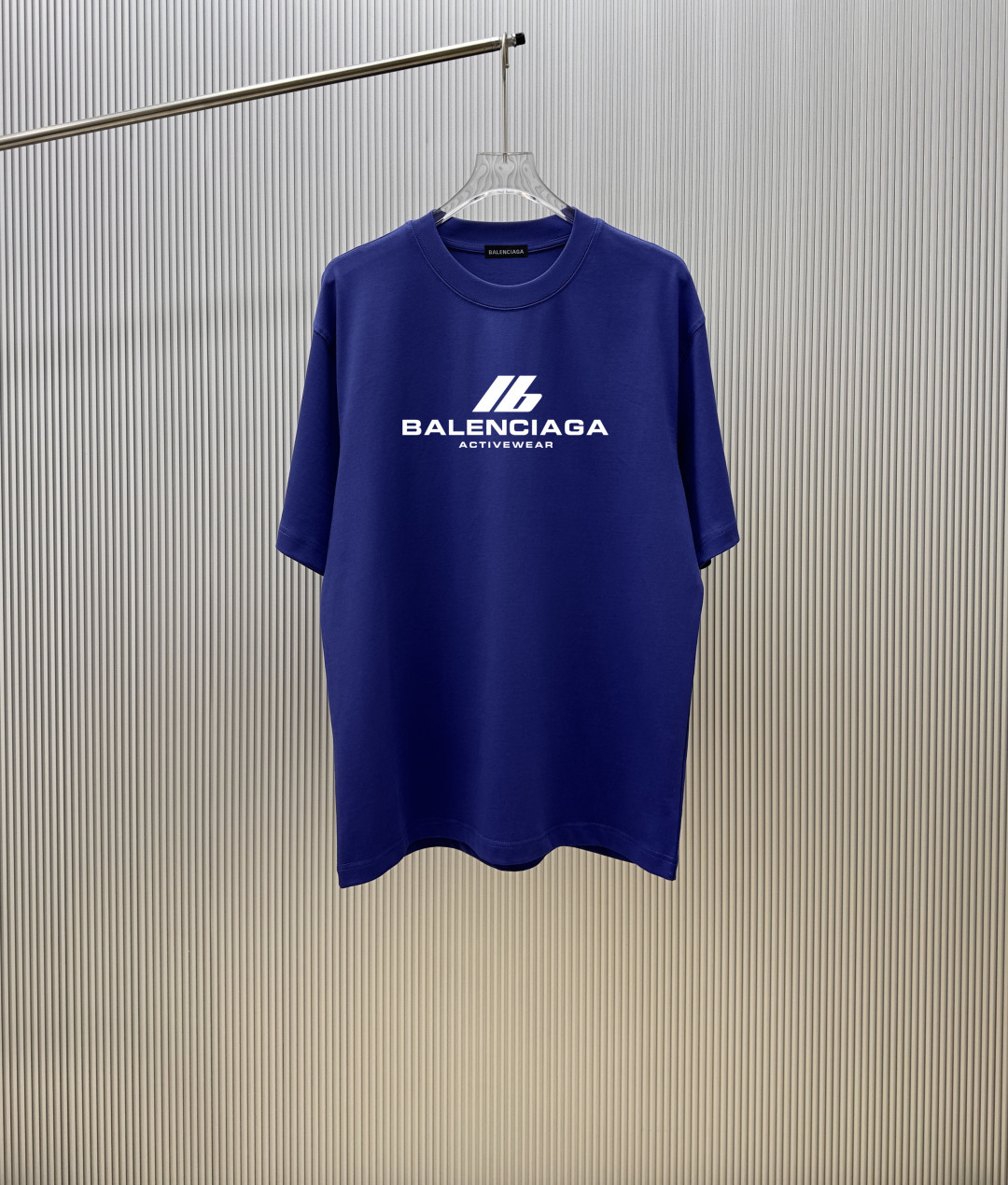 P70 (estricto control de calidad) Estilo: Camiseta de manga corta Paris ba.Lenclaga Tejido: 300 g de hilo doble 100% al…