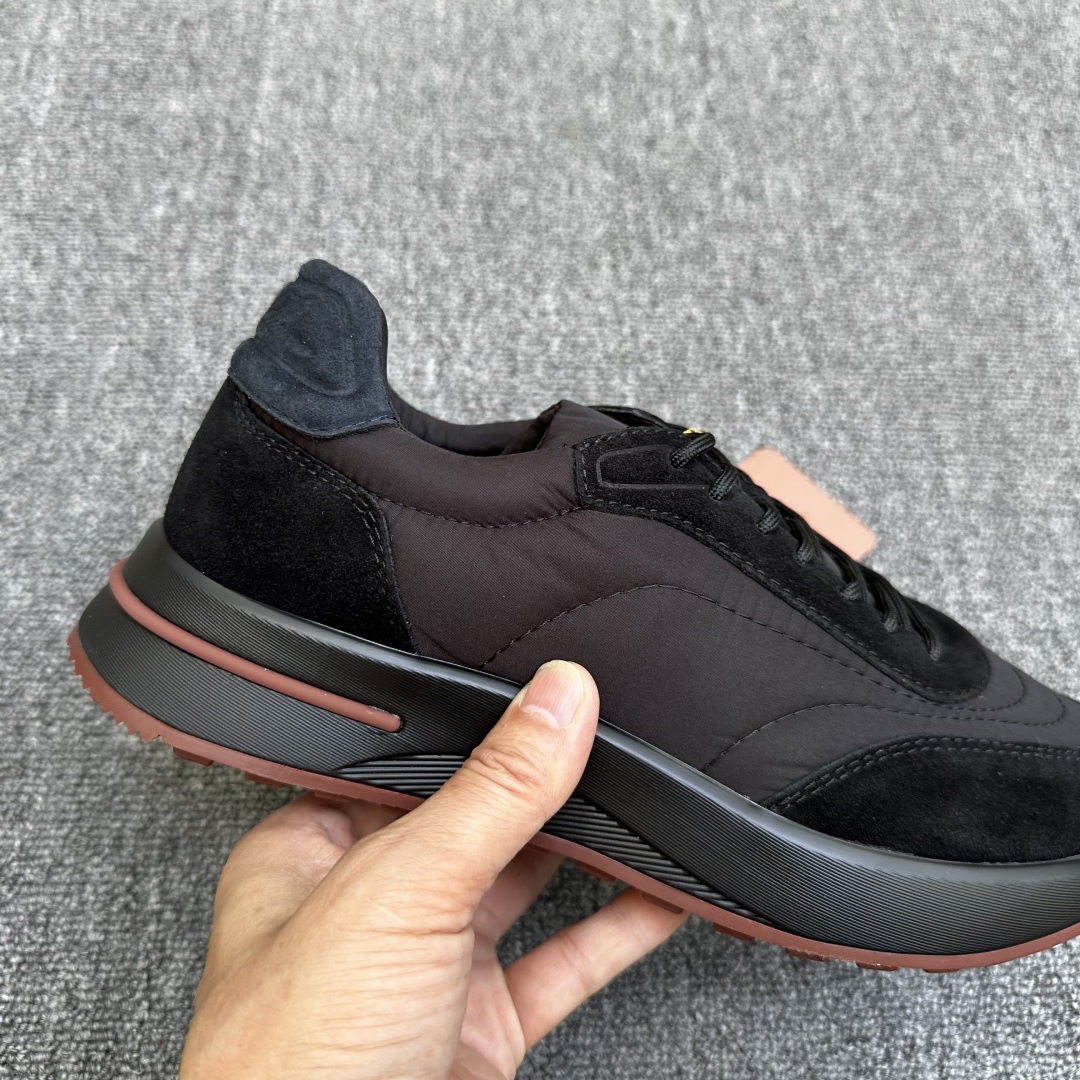 Loro Piana Weekend Walk Waterproof Sneakers | Lightweight & Comfortable 6 cmp i1756149838774 5549 0 4