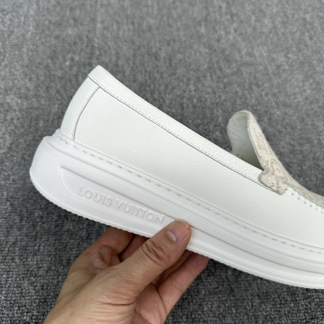 루이비통 신발 129050 Louis Vuitton Shoes 썸네일 이미지