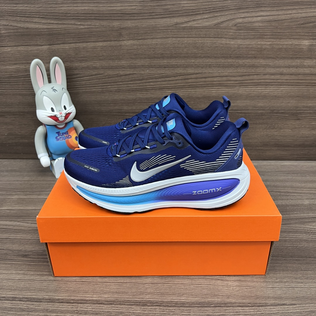 NO:415042,Top version Nike Vomero 18 soft, comfortable, non-slip and wear-resistant, low-top casual running shoes, blue men's style, full set of dew packaging poison card, poison button, cotton socks, poison box. Size: 339-45 sizes!  , casual shoes/sports shoes, sneakers19860909顶级版本Nike Vomero 18 柔软舒适防滑耐磨 低帮 休闲跑步鞋 蓝色男款, 全套得物包装毒卡 毒扣 棉袜 毒盒. 码数:339-45码！,休闲鞋/运动鞋,sneakers,Women's Shoes