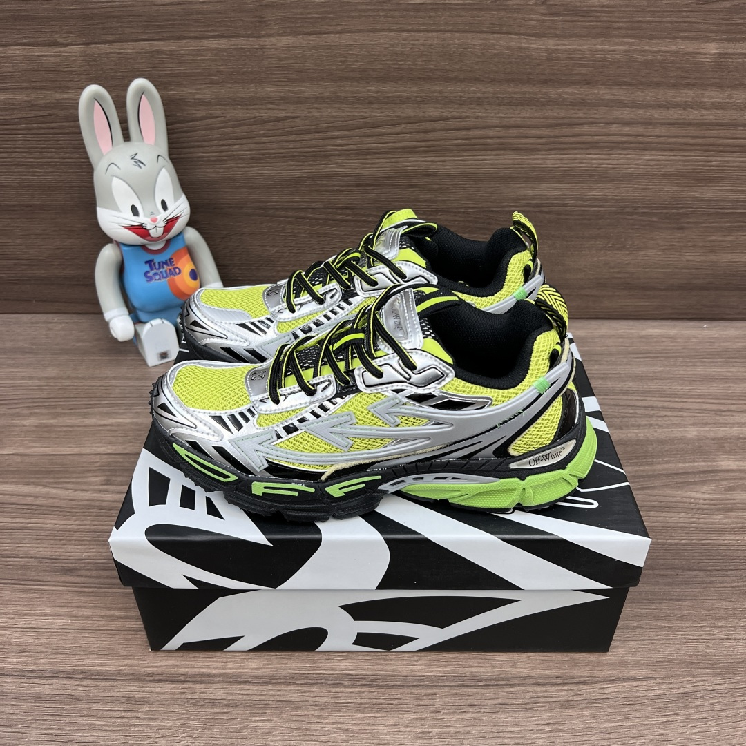 NO:577893,Top version OFF-WHITE Be Right Back round toe lace-up arrow pattern low-cut lifestyle shoes green. A running shoe called 'Be Right Back' sneakers. The design of this sneaker is inspired by Japanese sports aesthetics and craftsmanship, with running performance and principles as the core. Size: 36-47 (full size), dad shoes, off white, sneakers19860909顶级版本OFF-WHITE Be Right Back 圆头系带 箭头图案 低帮 生活休闲鞋 绿色. 一款名为“Be Right Back”运动鞋的跑鞋这款运动鞋的设计灵感来自日本的运动美学和工艺,以跑步性能和原则为核心. 码数:36-47码(正码),老爹鞋,off white,sneakers,Women's Shoes