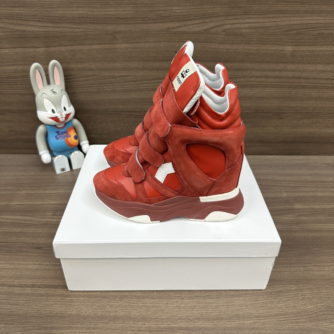 NO:614078,Top version #ISABELL #Isabel Marant # ISABEL MARANT Balskee calfskin, round-toe Velcro, high-top sneakers for women, which are popular in the entertainment circles of European and American stars, Isabel's classic invisible inner heightening short boots, with an inner height increase of 6cm, the heightening effect is obvious, and it is effective immediately after putting it on, ergonomic design. The upper is cowhide, cowhide matching, and the lining is pigskin. Packed with a full set of accessories!  Number of yards 34-40!  ,snow boots,boots,cowhide19860909顶级版本#伊莎贝尔 #Isabel Marant # 风靡欧美明星娱乐圈的ISABEL MARANT Balskee小牛皮 圆头魔术贴 高帮 板鞋 女款 ,伊莎贝尔经典隐形内增高短靴,内增高6cm,增高效果明显,穿上立马见效,人工体学设计.鞋面牛皮,牛猄搭配,内里猪皮. 包装全套配件包装！ 码数34-40码！,雪地靴,boots,cowhide,Women's Shoes