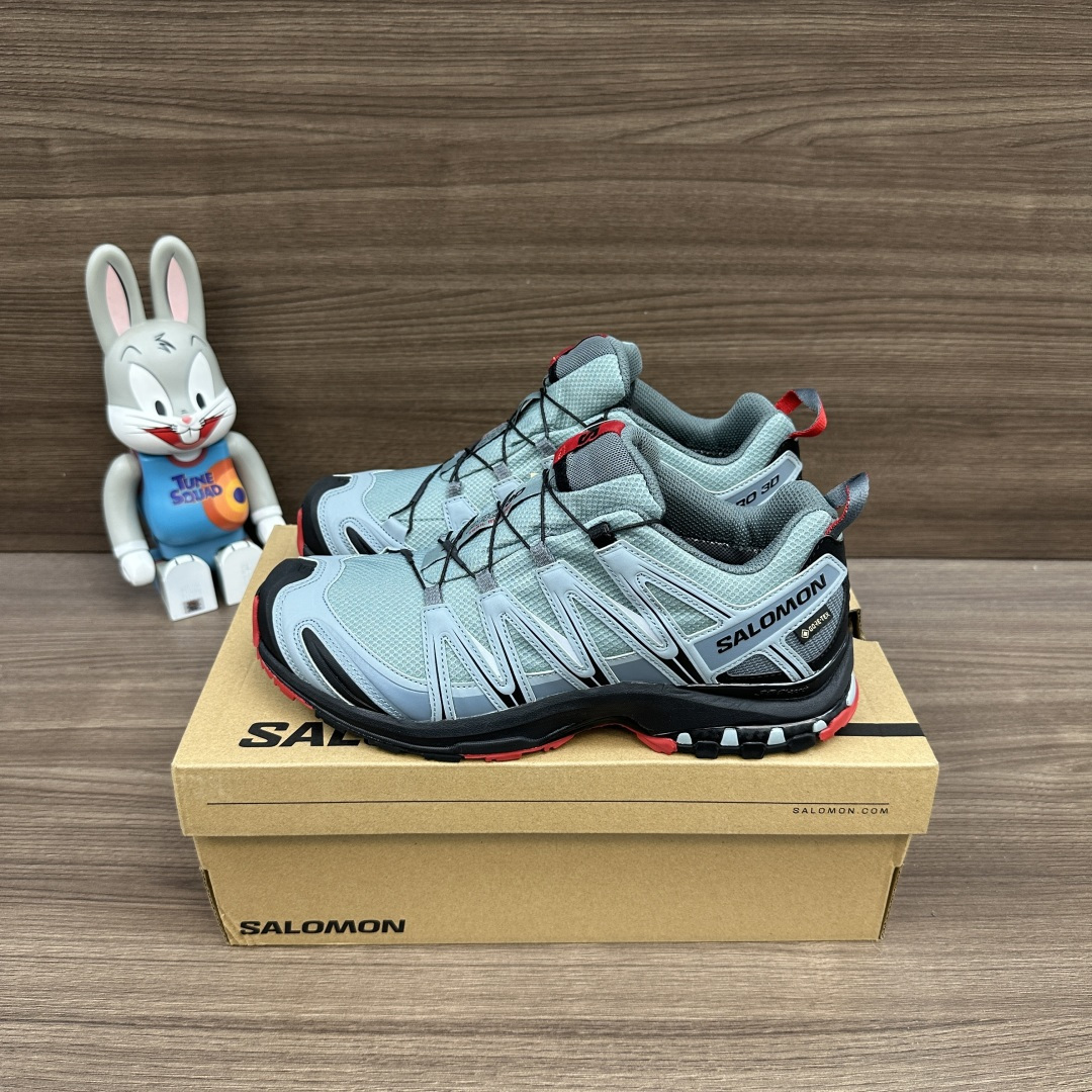 NO:723428,The top version of Salomon XA PRO 3D is a comfortable and versatile outdoor functional shoe for men and women. Black. The new top version has been revised after several months. The last shape of the entire shoe is basically the same as the original shoe. The glue control of the outsole combination is excellent. All details are carefully processed. It feels comfortable and light on the feet. It is the best pairing item for workwear and outdoor use. Item No.: 407894 Packaging is packed in a reinforced airplane box with a complete set of accessories!  Size: 36-46 (true size), casual shoes/sports shoes, sneakers19860909顶级版本SALOMON萨洛蒙 XA PRO 3D 舒适百搭 户外功能鞋 男女同款 黑色 全新顶级版本经过几个月重新改版,整鞋楦型基本跟原鞋无差,大底组合胶水控制极佳,所有细节都精心处理,脚感舒适轻便,工装户外最佳搭配单品. 货号: 407894 包装全套得物配件加固飞机盒包装！ 码数:36-46码(正码),休闲鞋/运动鞋,sneakers,Women's Shoes