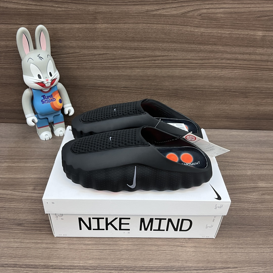 NO:789259,Nike Mind 001 thick-soled cap-toe shoes for men and women, black ●22 orange sensor nodes, giving you a foot massage feeling when walking ●Toe-cap design + breathable mesh, comfortable and breathable, extremely versatile and full of coolness ●The wavy pattern on the sole has super stable grip, a real good news for lazy people!  The size is 36-47.5 (positive size), the packaging is complete, and the packaging accessories are complete!  , half drag19860909Nike Mind 001 厚底包头鞋 男女款 黑色 ●22 个橙色感应节点,走路自带足底按摩感 ●包头设计 + 透气网面 舒适透气 巨百搭 酷感拉满 ●鞋底波浪纹抓地力超稳,懒人福音实锤！ 码数36-47.5（正码） 包装全套得物包装配件配齐！,半拖,Women's Shoes