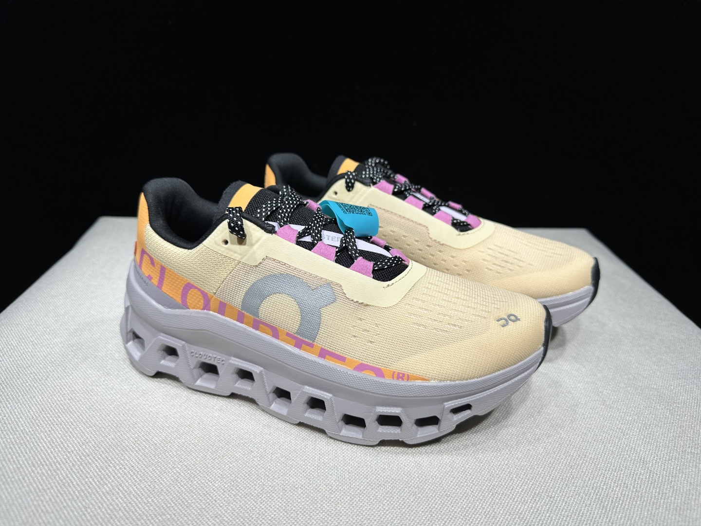 Designer Sneakers
