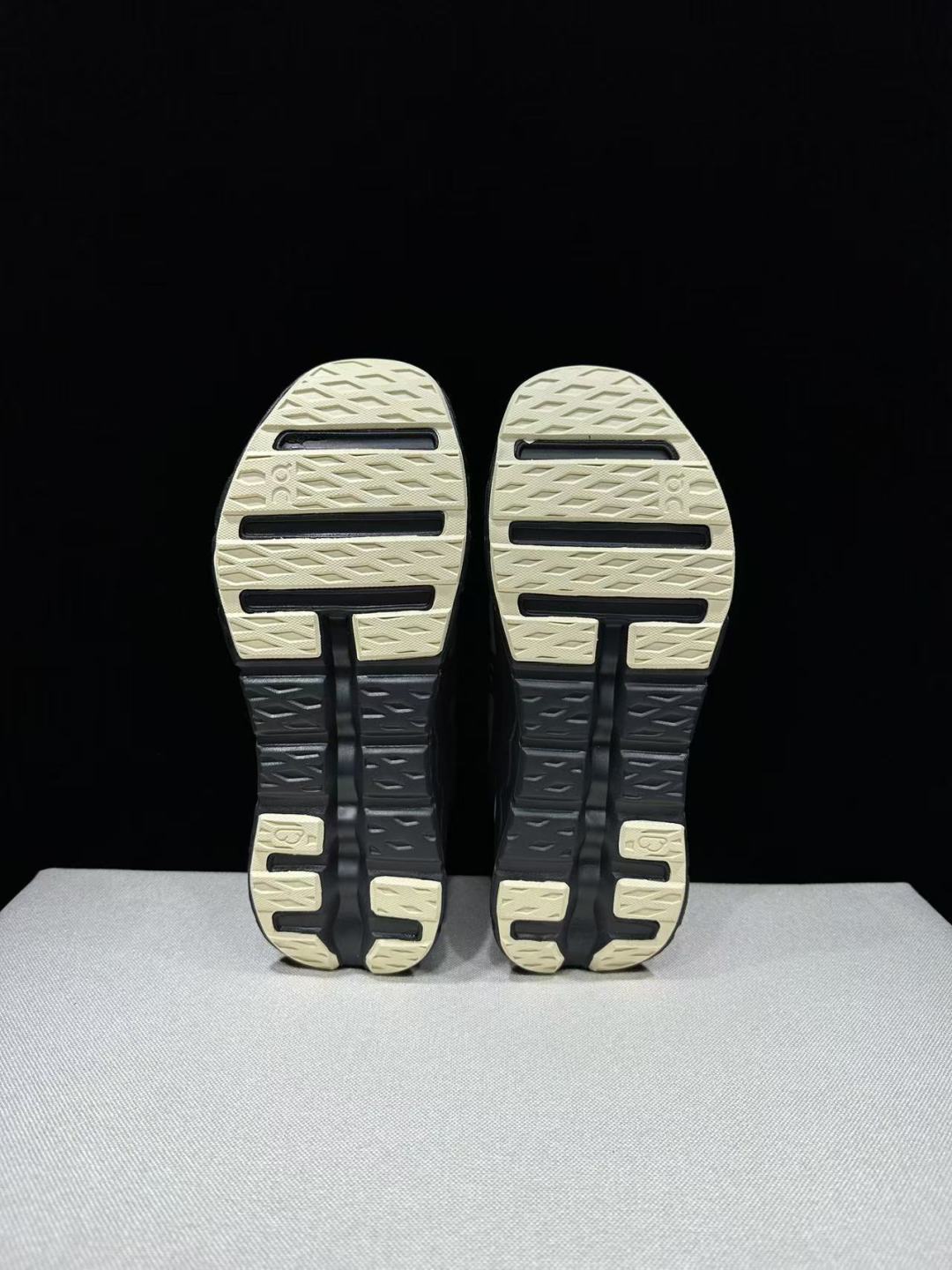 Designer Sneakers