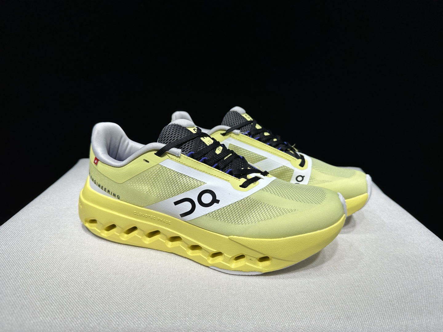 Designer Sneakers