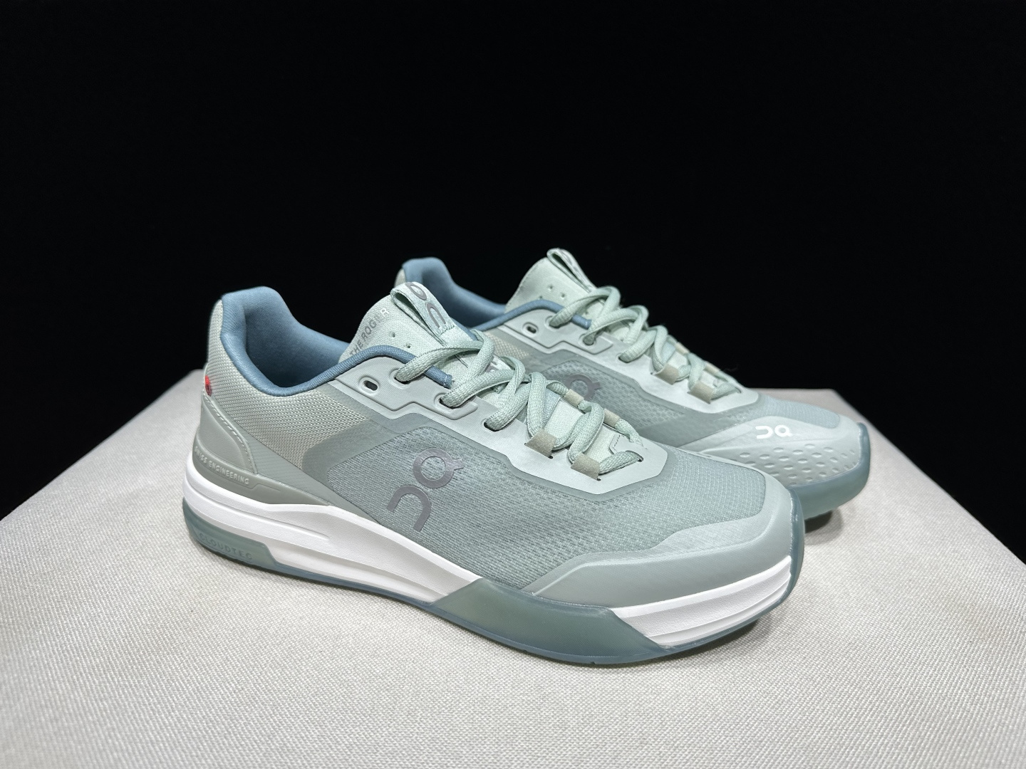 Designer Sneakers