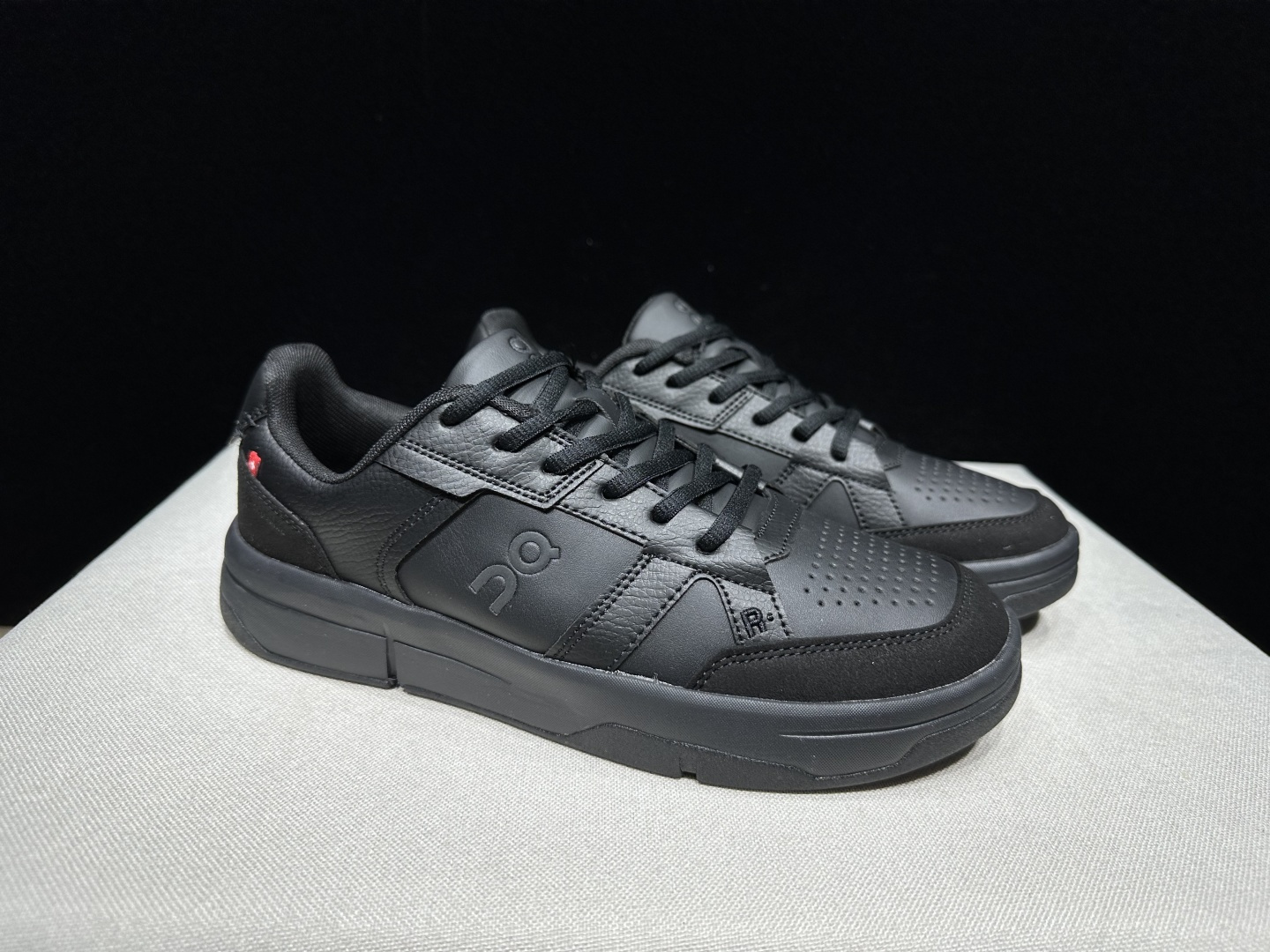 Designer Sneakers