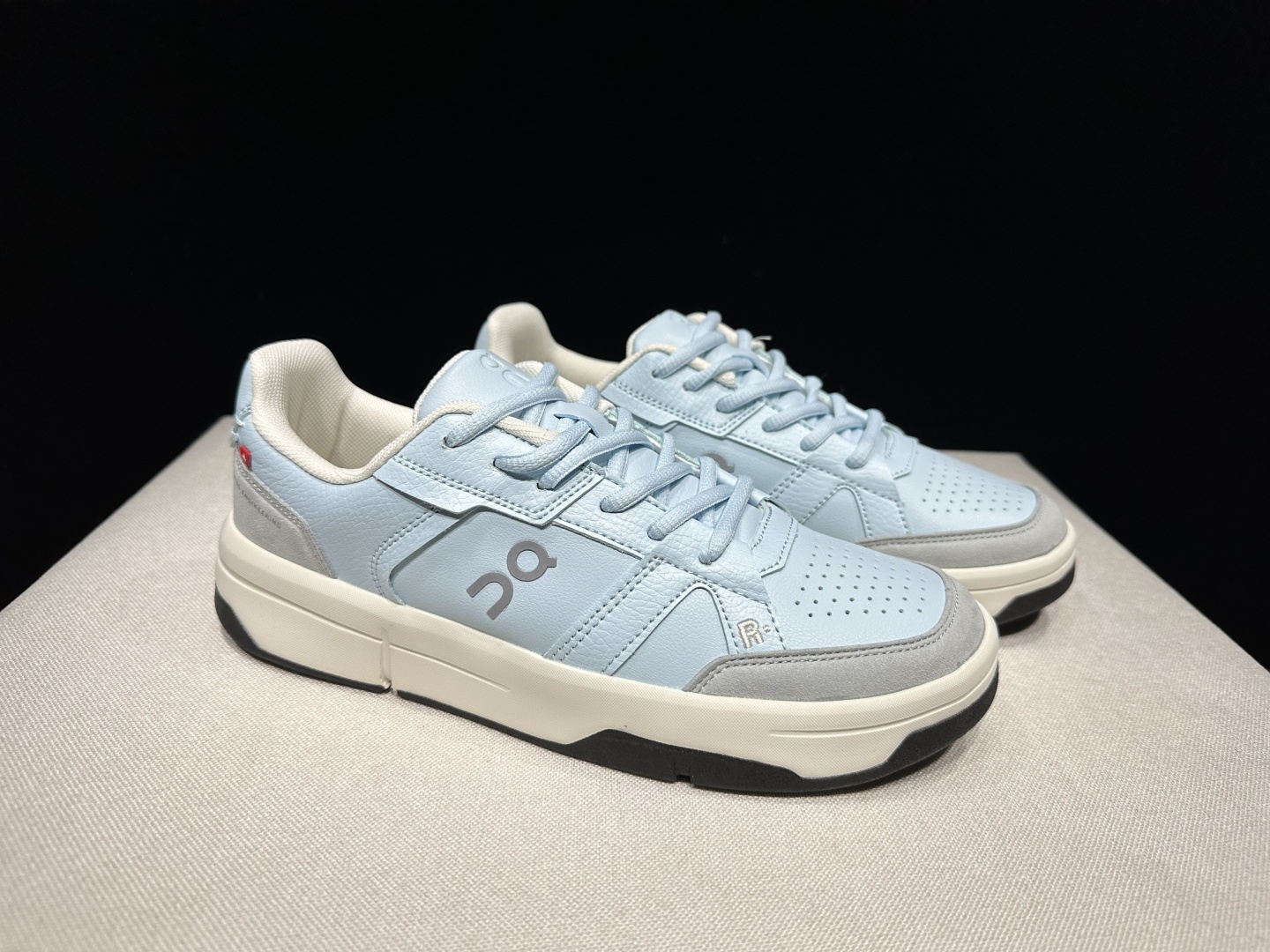 Designer Sneakers