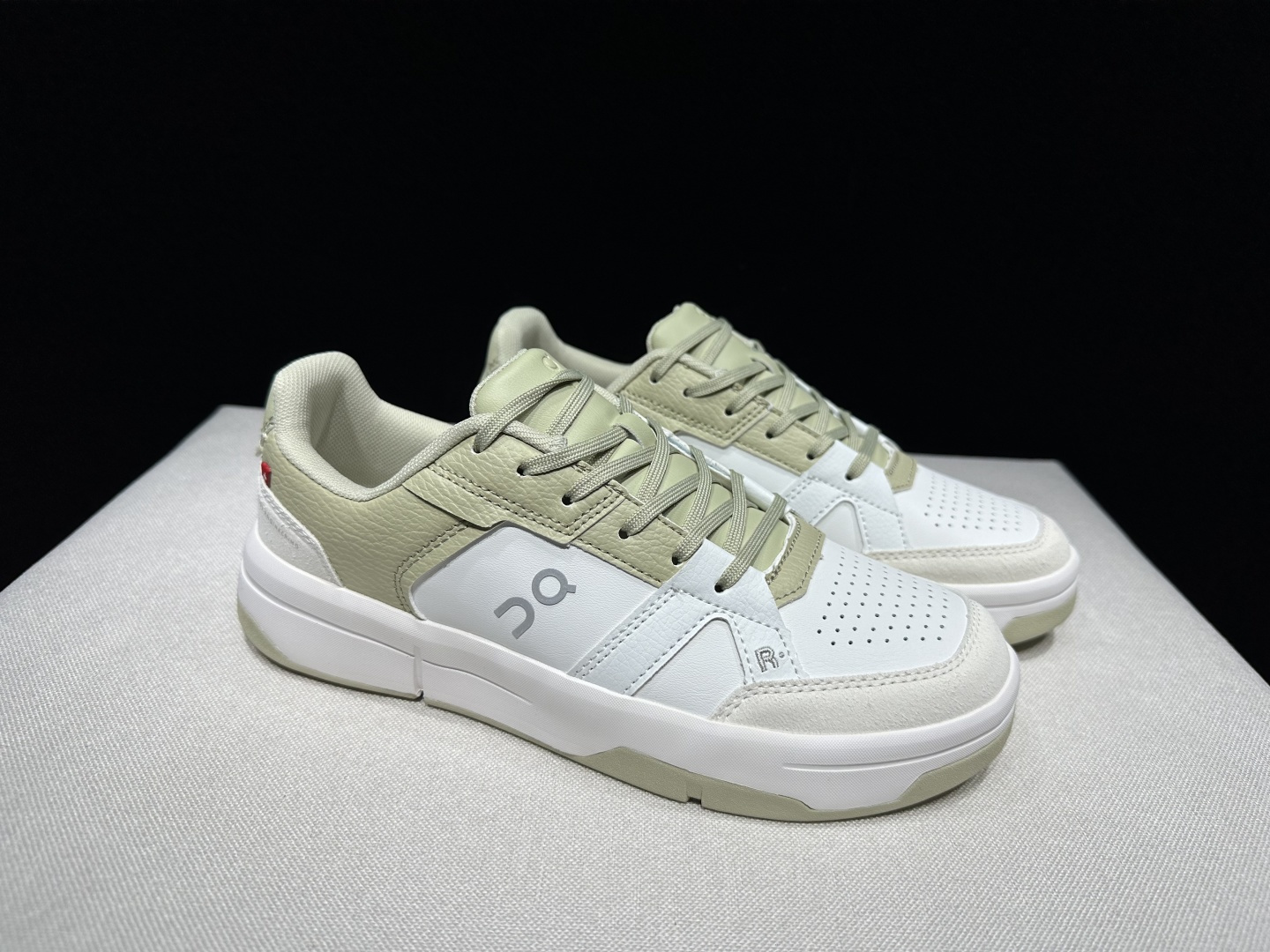 Designer Sneakers