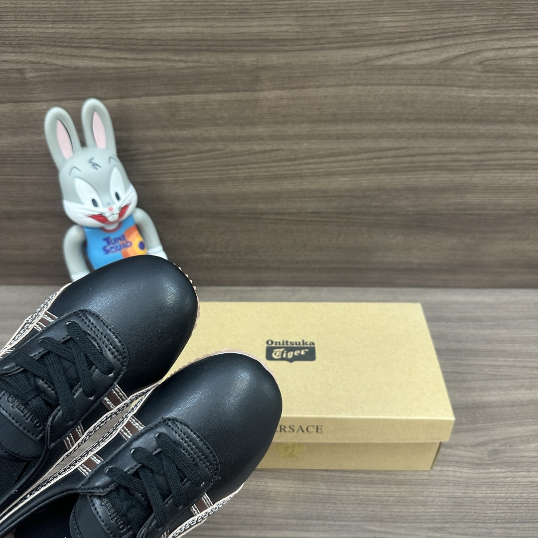 Designer Sneakers