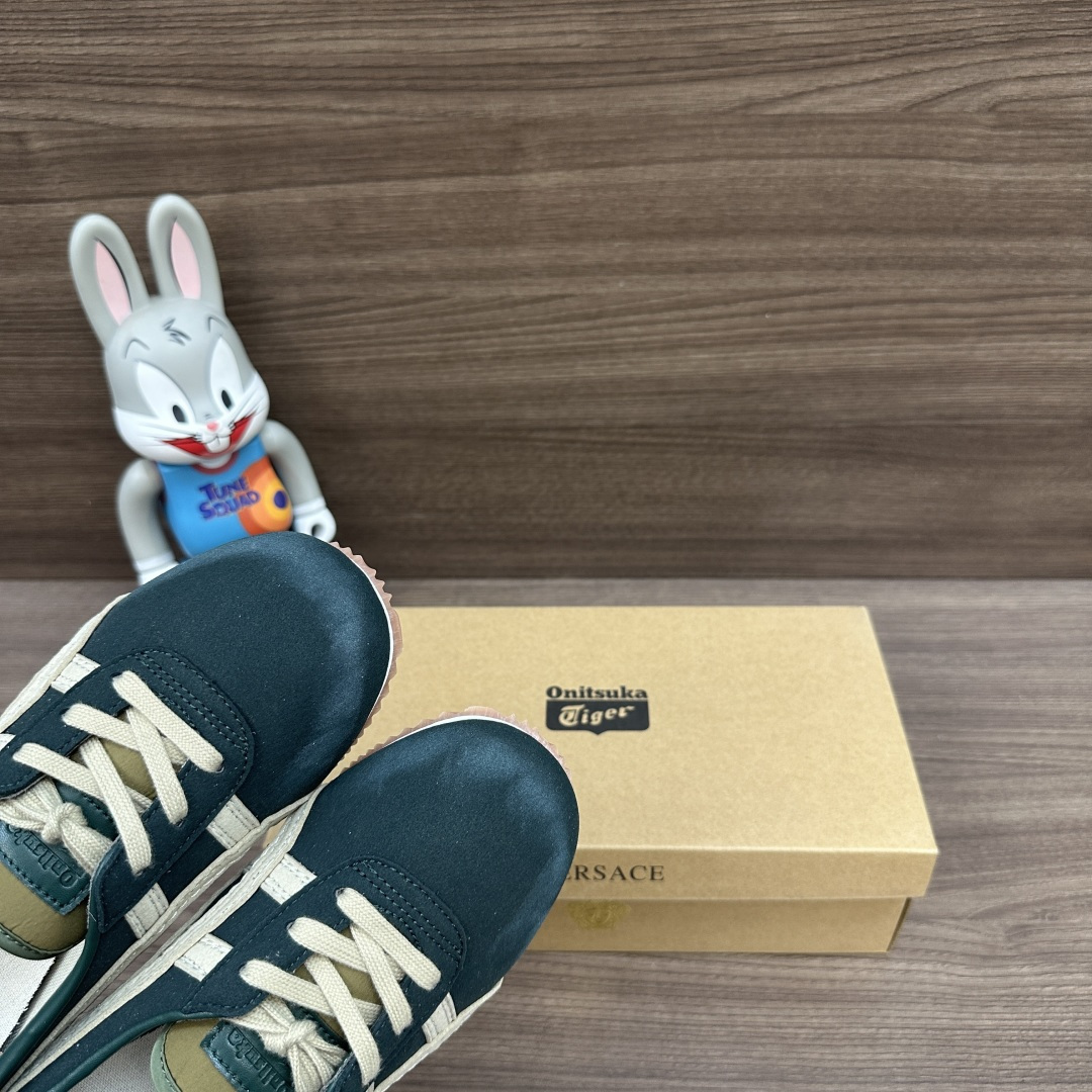 Designer Sneakers