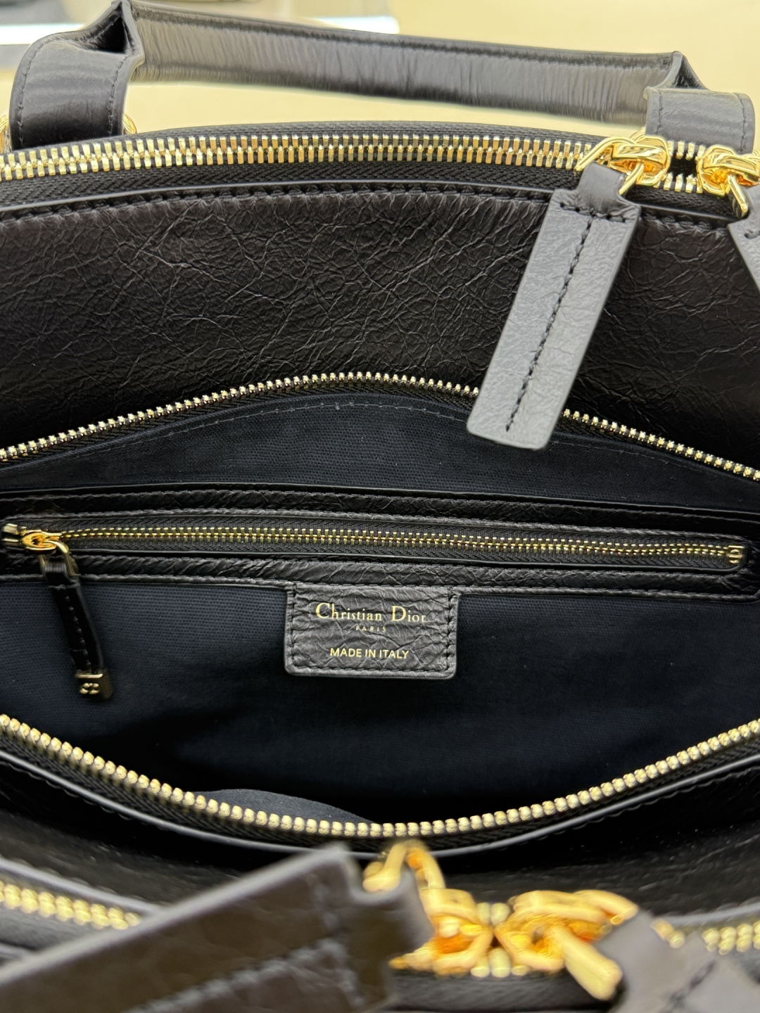 Dior Grand Tour Bowling Bag Black Wrinkled Leather with Gold Hardware 7 cmp windows1750025486815 404197542 2072193193