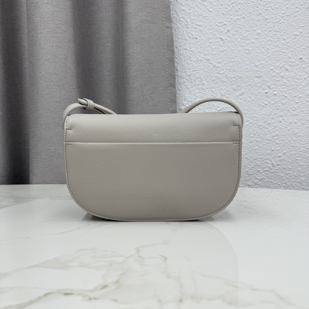 Dior Médaillon 翻盖包-岩石灰色 5
