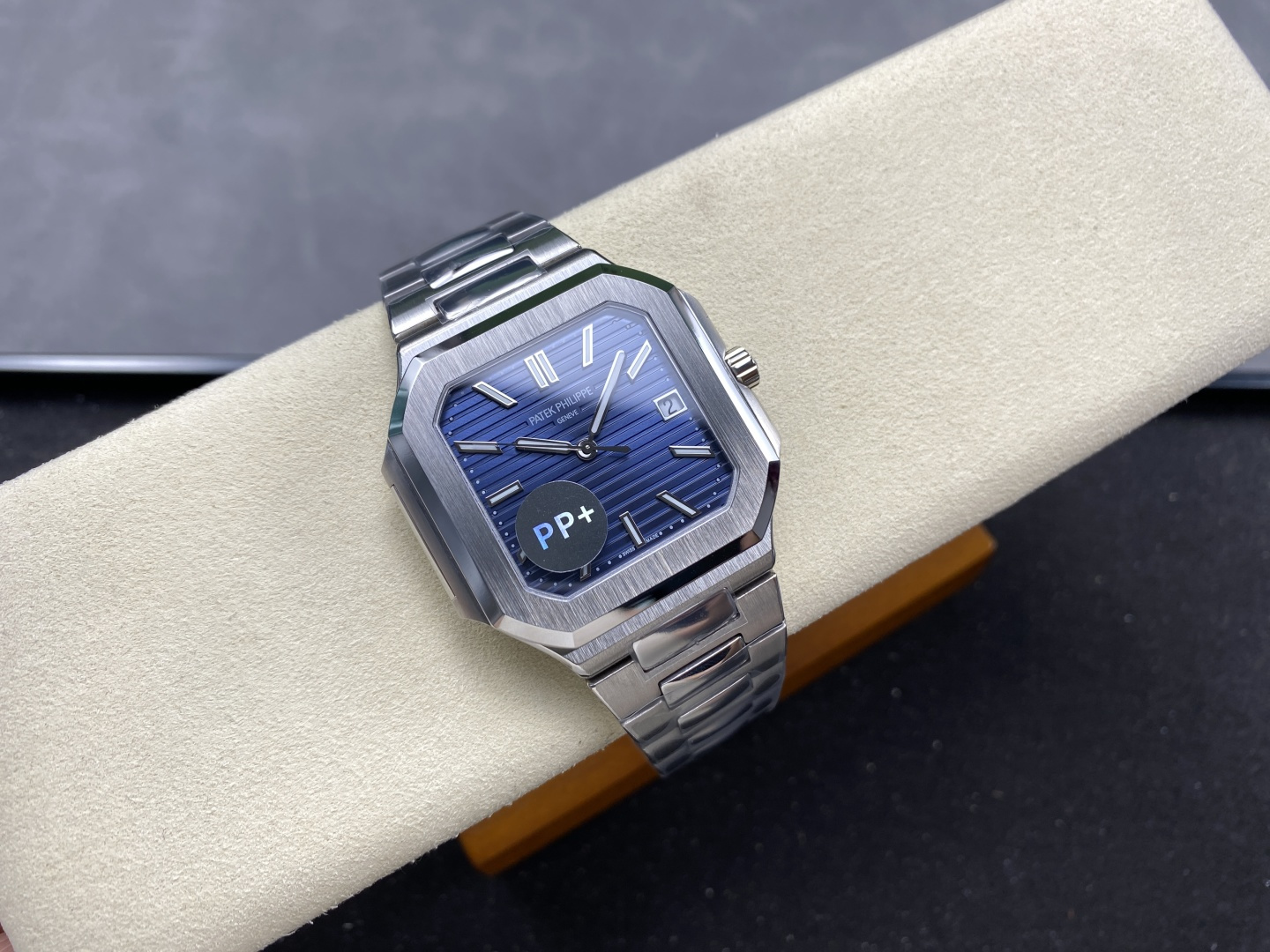 Patek Philippe Cubitus 5821 Blue Dial Stainless Steel Automatic Men's Watch 5 cmp i1745344307702 9706 0 3