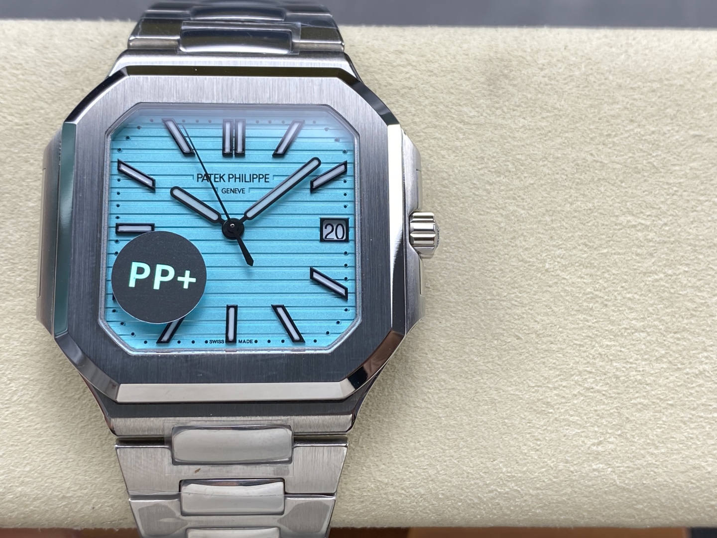 Patek Philippe Cubitus 5821 Square Watch with Cal.26-330 SC Movement 1 cmp i1745344387084 7939 0 0