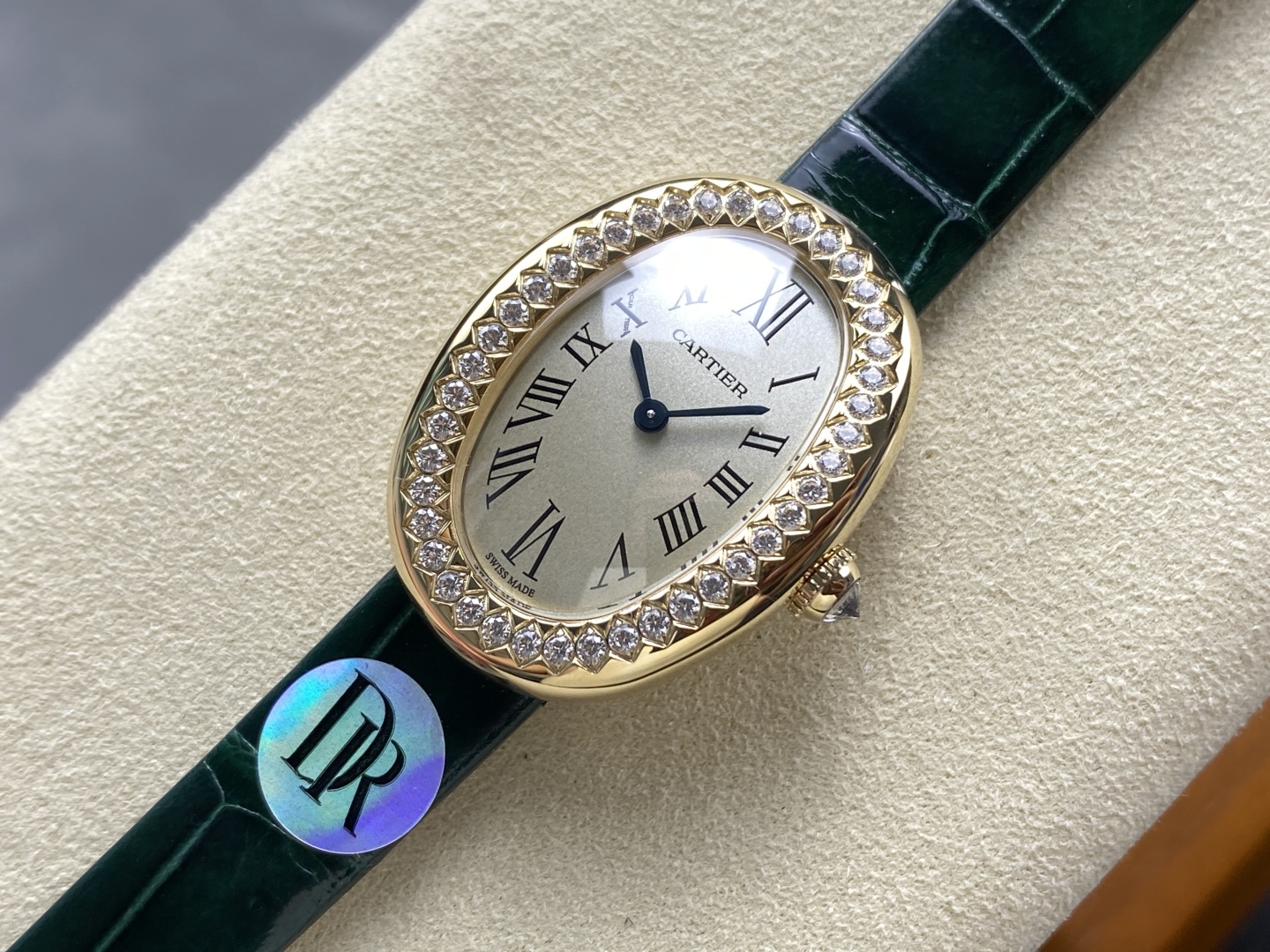 Cartier Baignoire Ladies Watch Gold Case Diamond Bezel Green Alligator Strap 3 cmp i1745345508877 7107 0 2