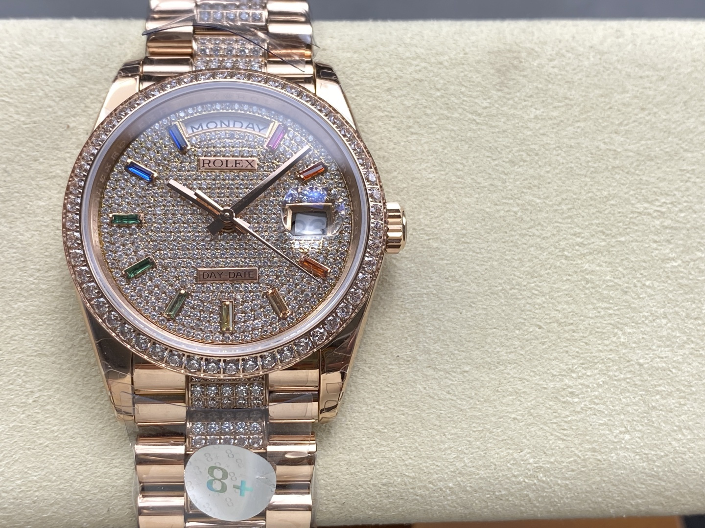 NO:715028,8+ Factory The pinnacle of the eight factories. Counterweight version. The picture shows the 2834 movement. Rolex day-date 36mm dual calendar steel belt model. It can be optionally matched with the 2834 movement or the movement (not a full tungsten gold paint-off material).198609098+ Factory 八厂 巅峰之作.配重版 图为2834机芯 劳力士 星期日志型36mm 双历钢带款 可选搭配2834机芯或机芯（非全钨金掉漆材质） [發][發] 可包金 不掉漆 不发黑[玫瑰][玫瑰],,rolex,Watch