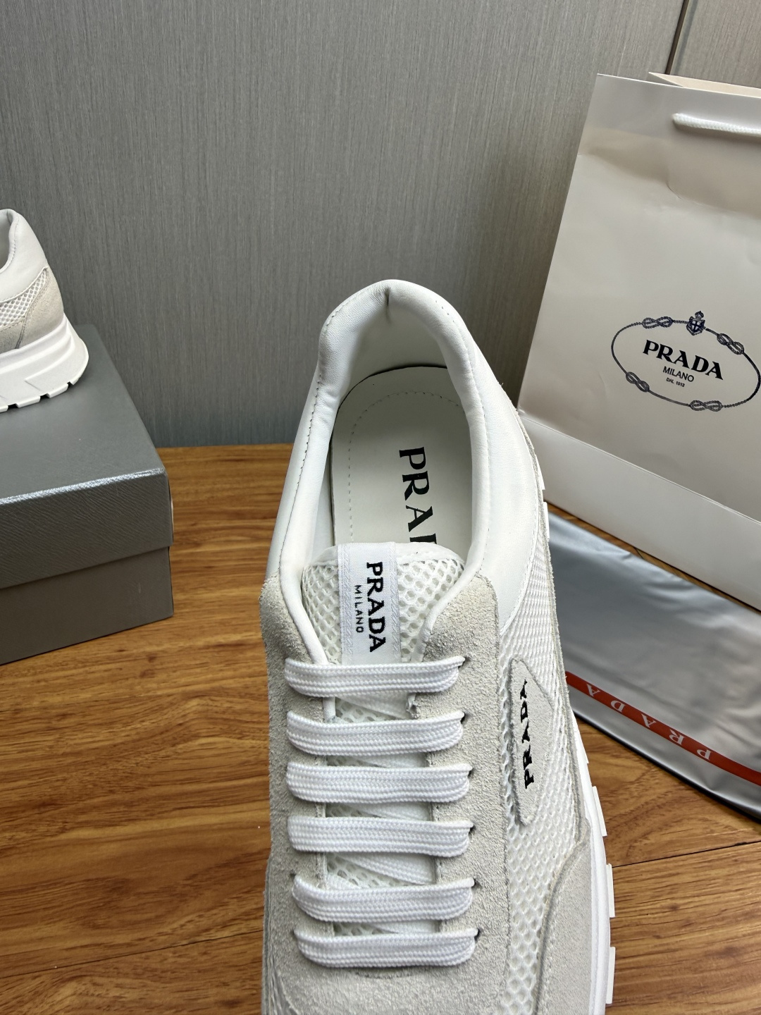 프라다 신발 130634 Prada Shoes 썸네일 이미지