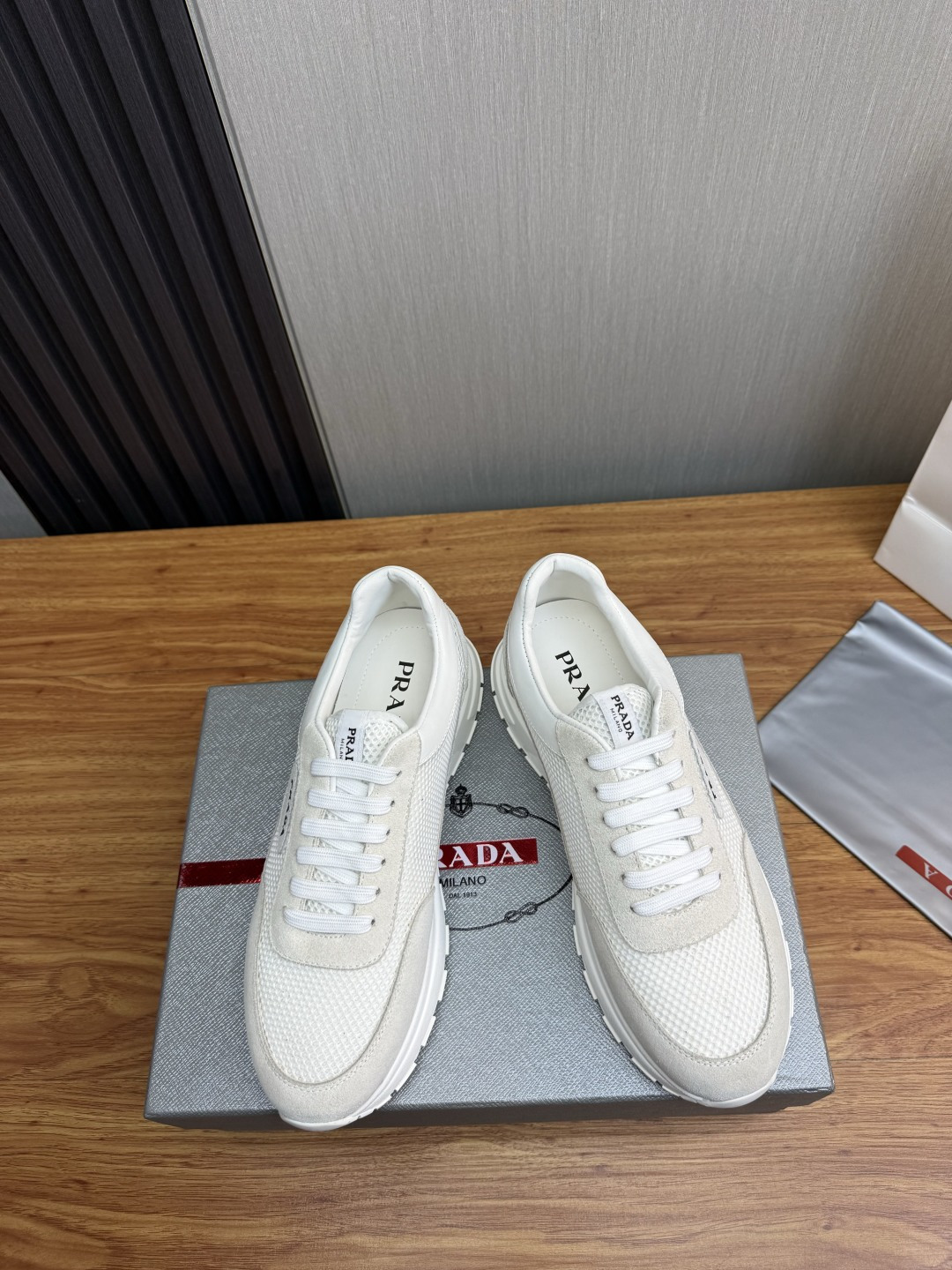 프라다 신발 130634 Prada Shoes 썸네일 이미지