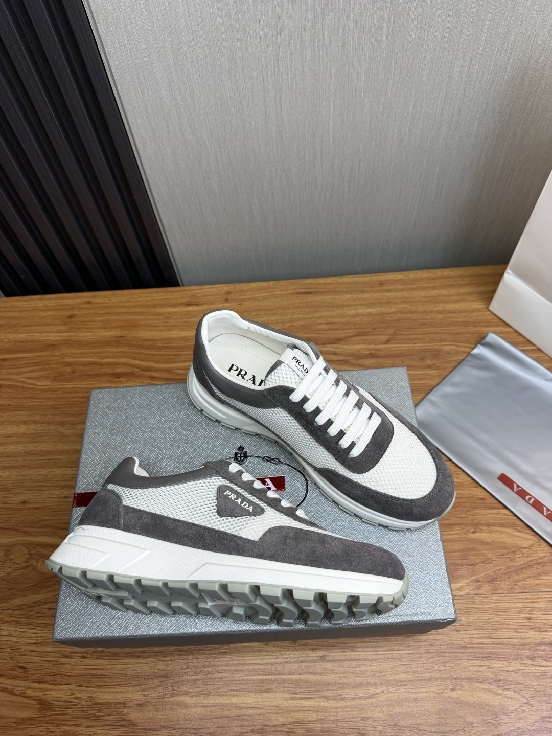 프라다 신발 130633 Prada Shoes 썸네일 이미지