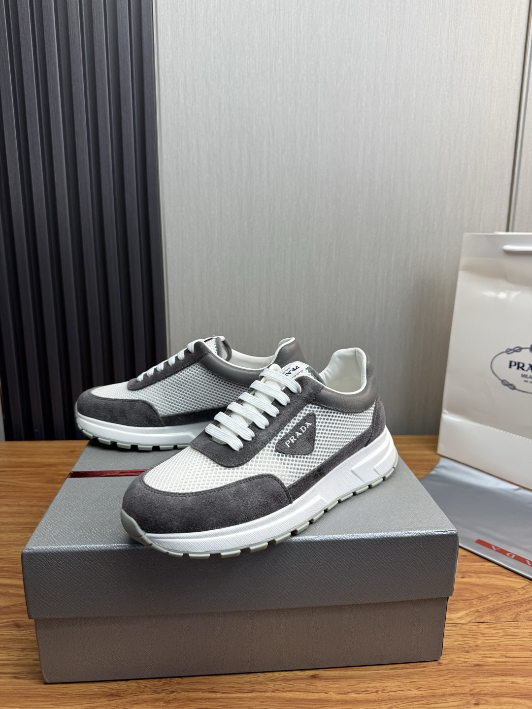 프라다 신발 130633 Prada Shoes 썸네일 이미지