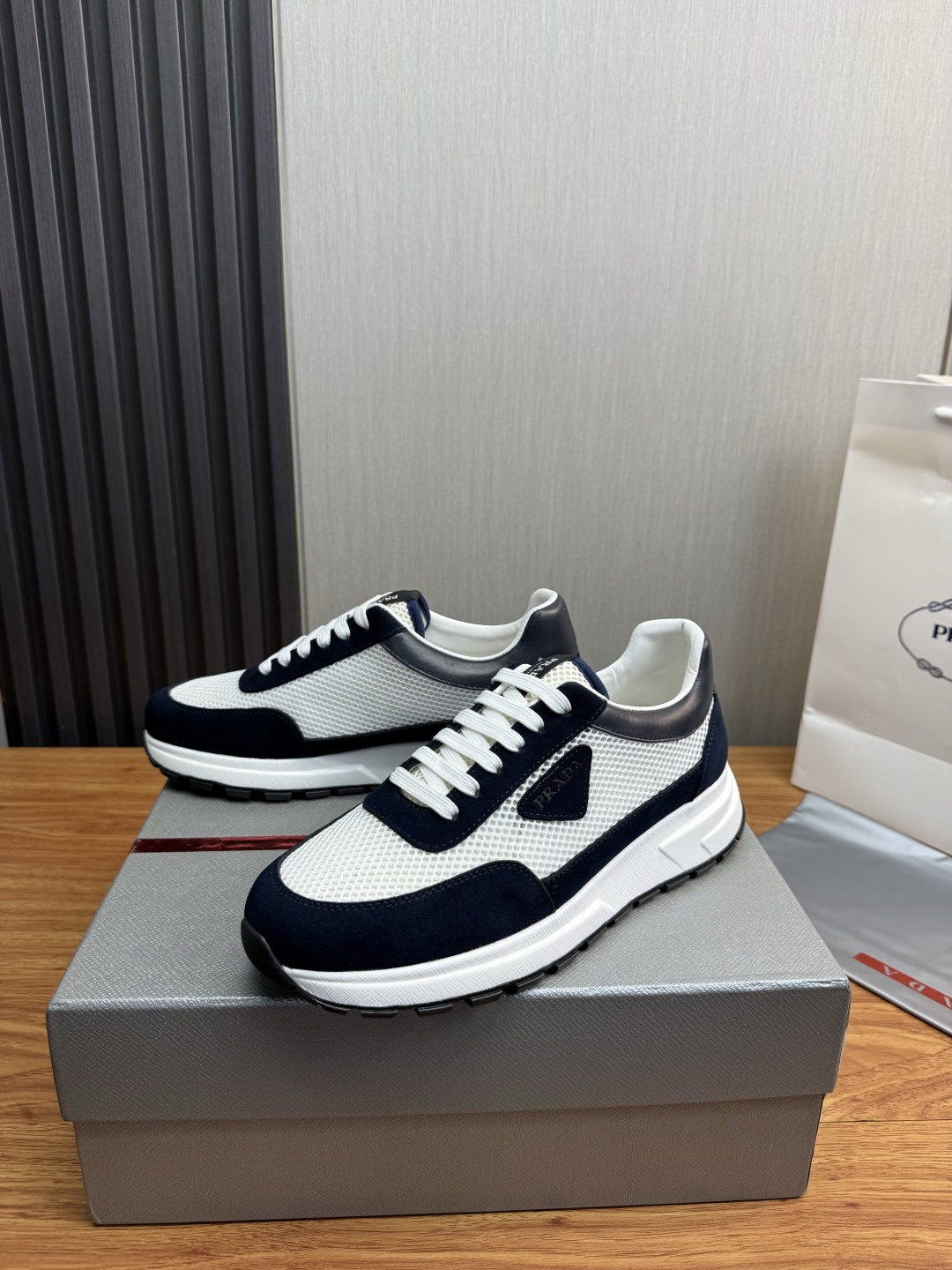 프라다 신발 130632 Prada Shoes 썸네일 이미지