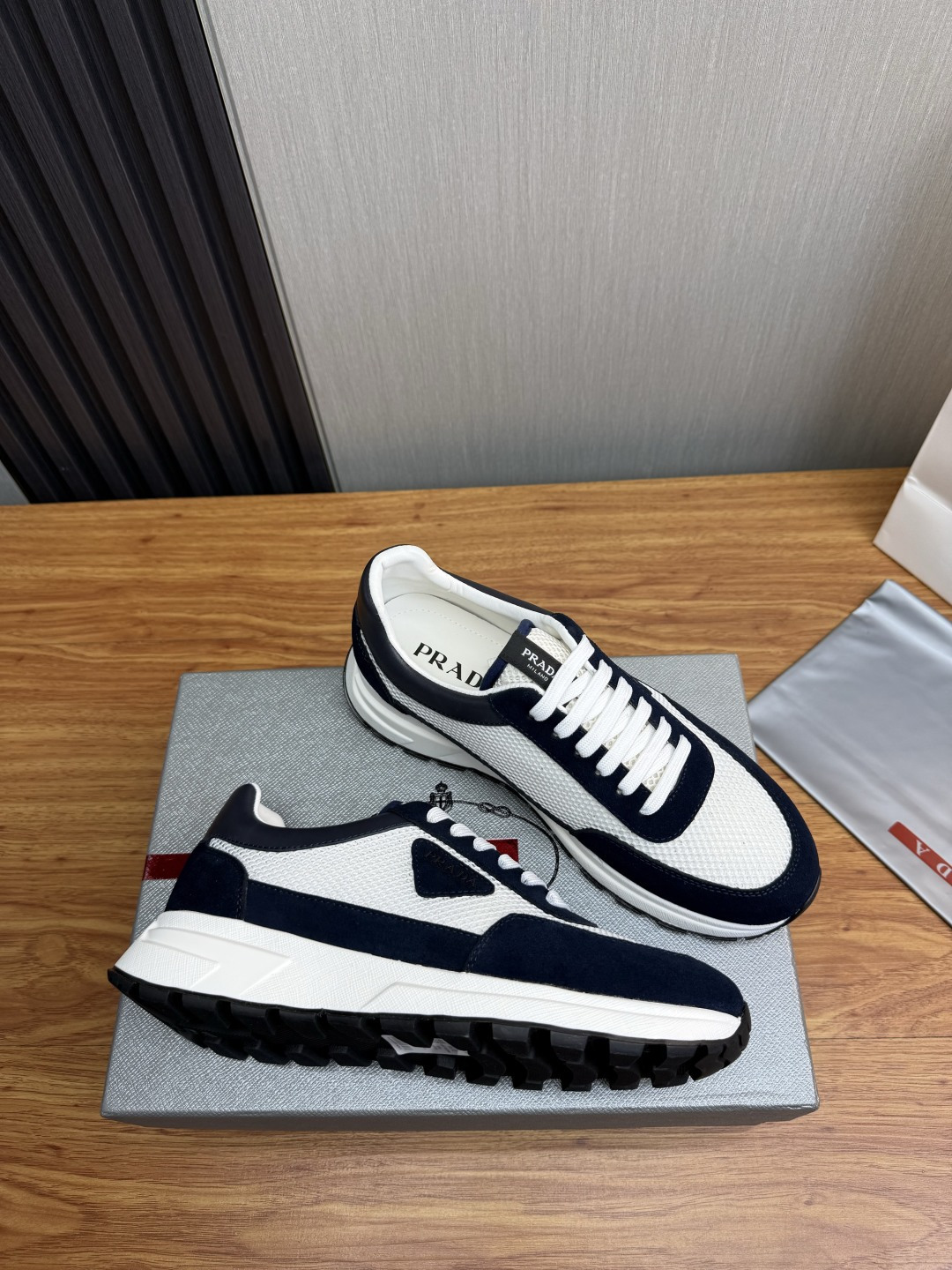 프라다 신발 130632 Prada Shoes 썸네일 이미지