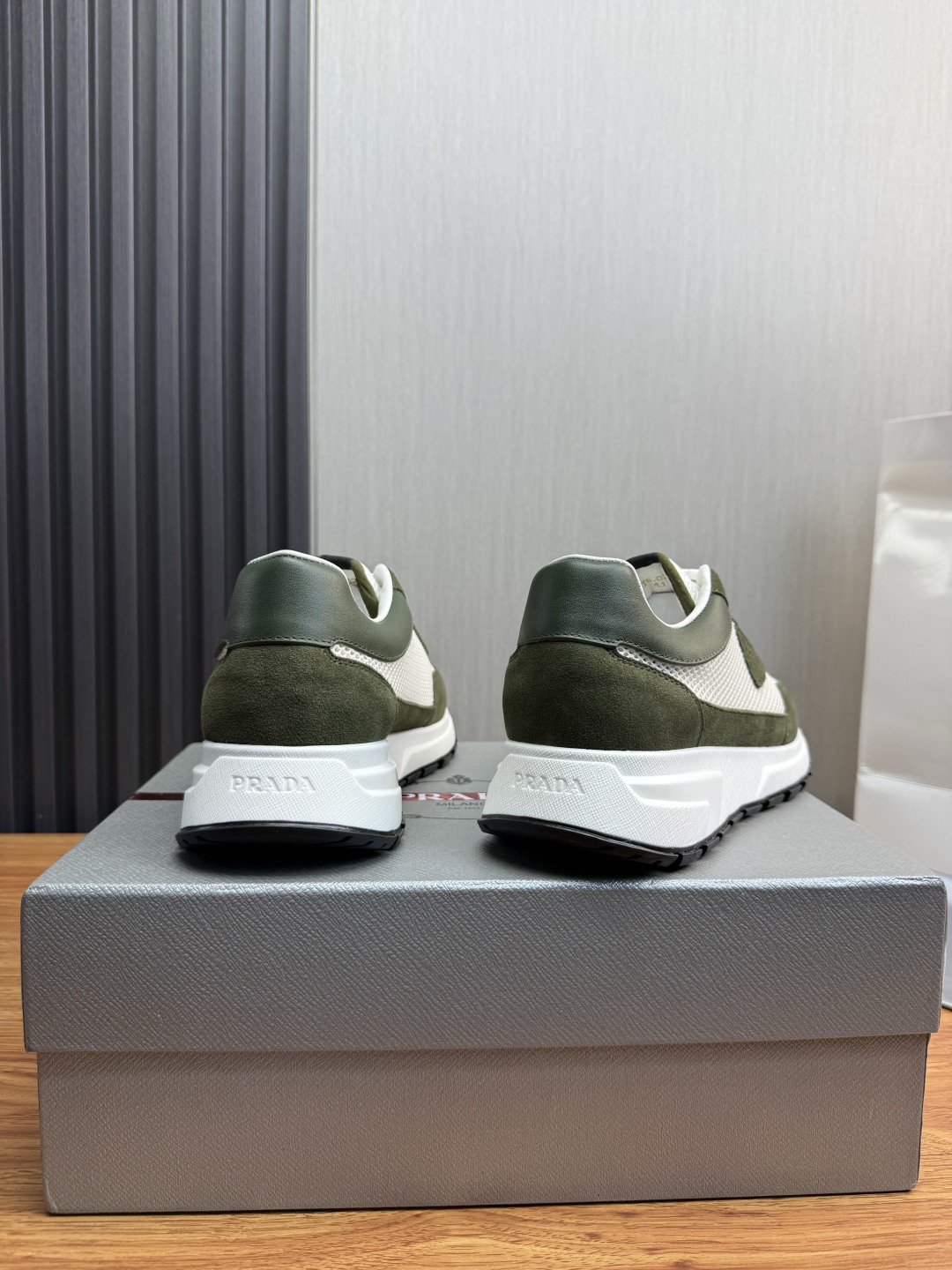 프라다 신발 130631 Prada Shoes 썸네일 이미지