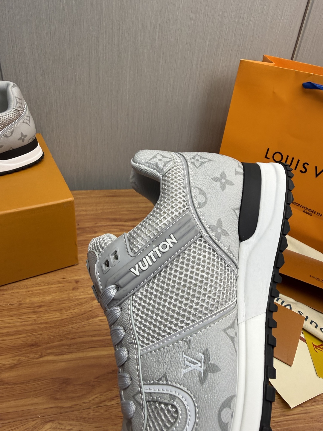 루이비통 신발 135694 Louis Vuitton Shoes 썸네일 이미지