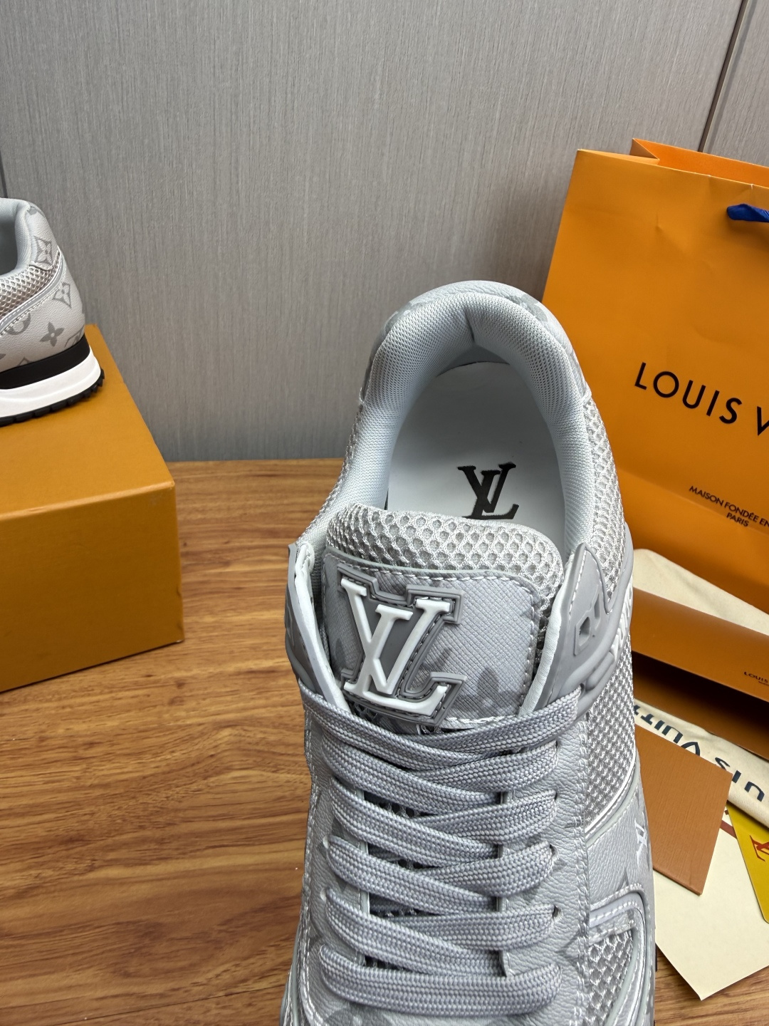 루이비통 신발 135694 Louis Vuitton Shoes 썸네일 이미지
