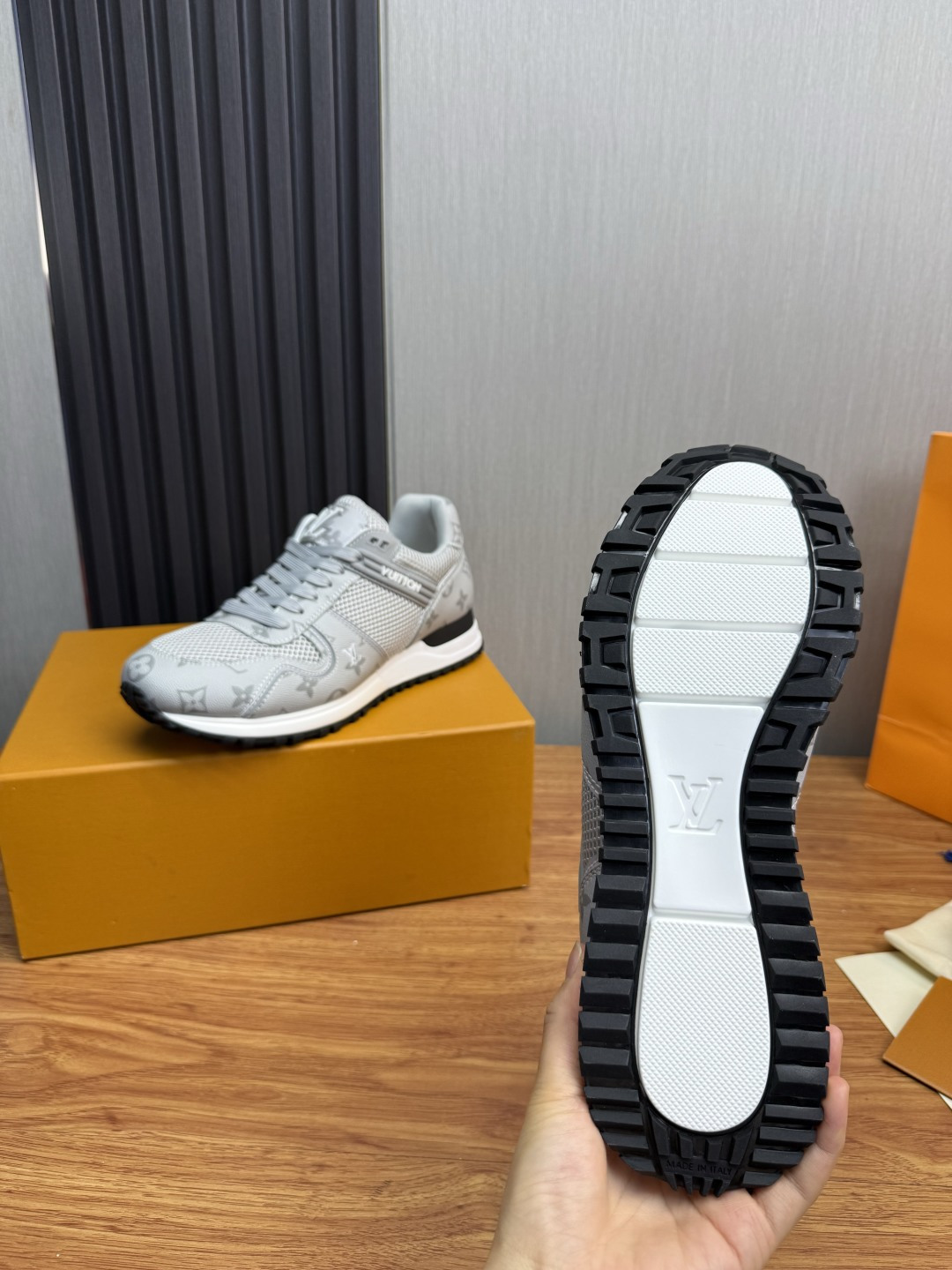 루이비통 신발 135694 Louis Vuitton Shoes 썸네일 이미지