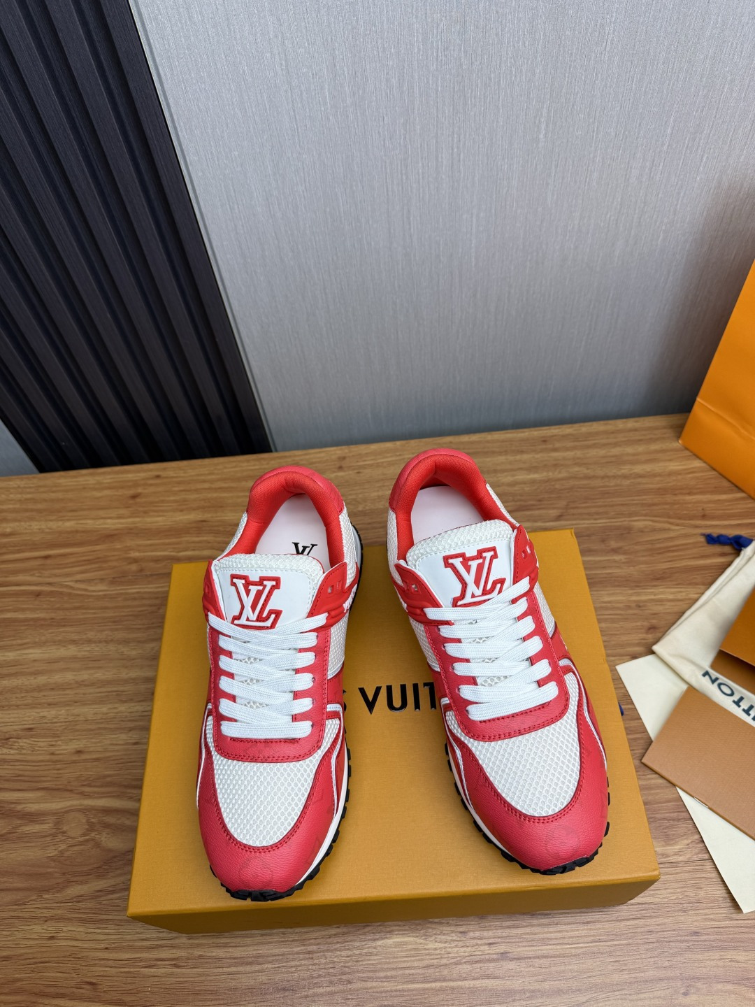 루이비통 신발 135692 Louis Vuitton Shoes 썸네일 이미지