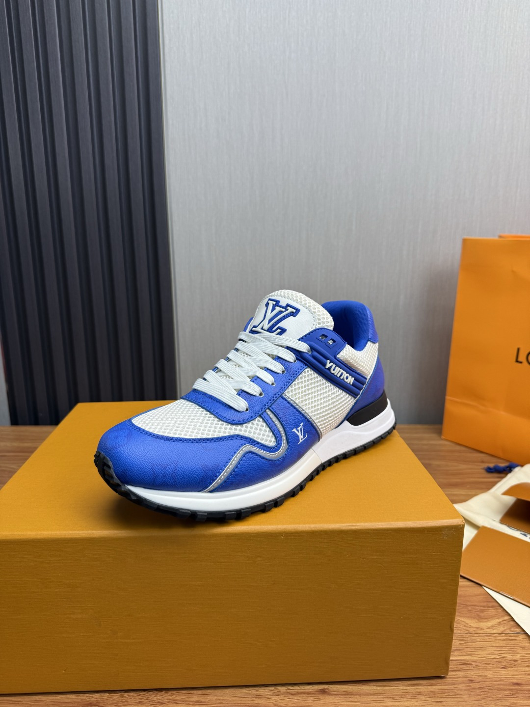 루이비통 신발 135693 Louis Vuitton Shoes