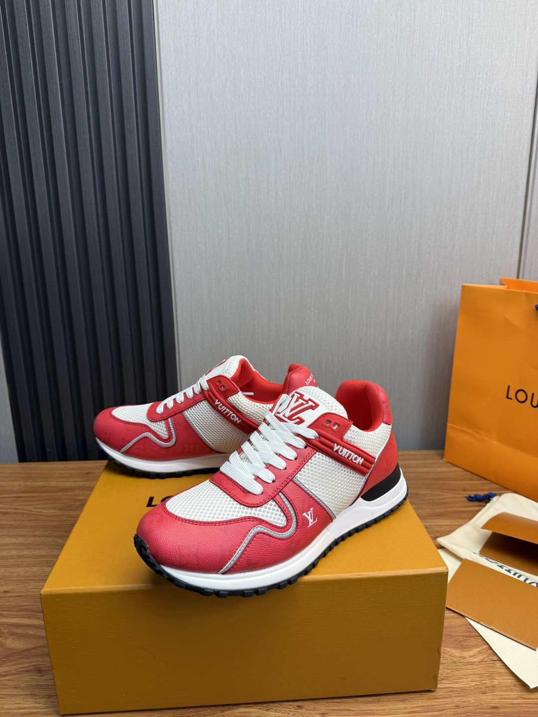 루이비통 신발 135692 Louis Vuitton Shoes 썸네일 이미지