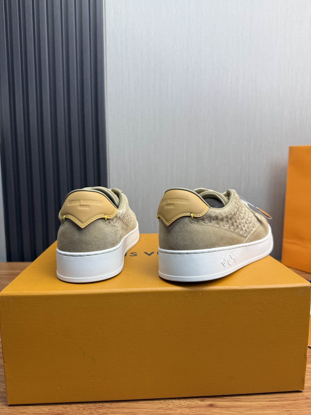 루이비통 신발 135690 Louis Vuitton Shoes 썸네일 이미지